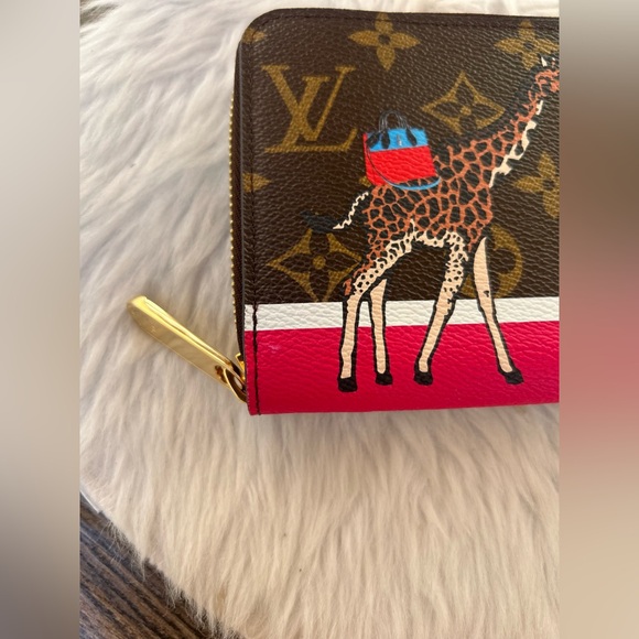 Limited Edition Monogram Illustre Zippy Wallet - Picture 8 of 16